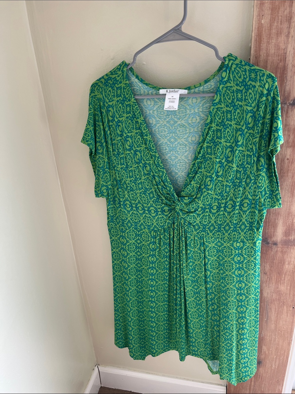 K Jordan Green Geometric V-Neck Tunic